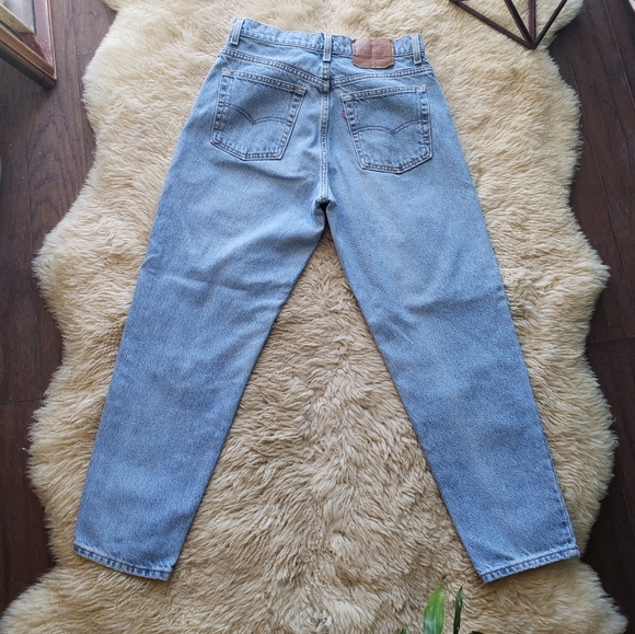 '94 Vintage High Rise Levi's 550 Light Wash - Picture 4 of 8